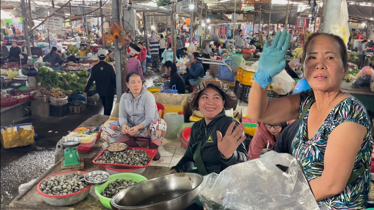 Khu Vực Chợ Truyền Thống Chợ Cam Ranh Sầm Uất Đa Dạng